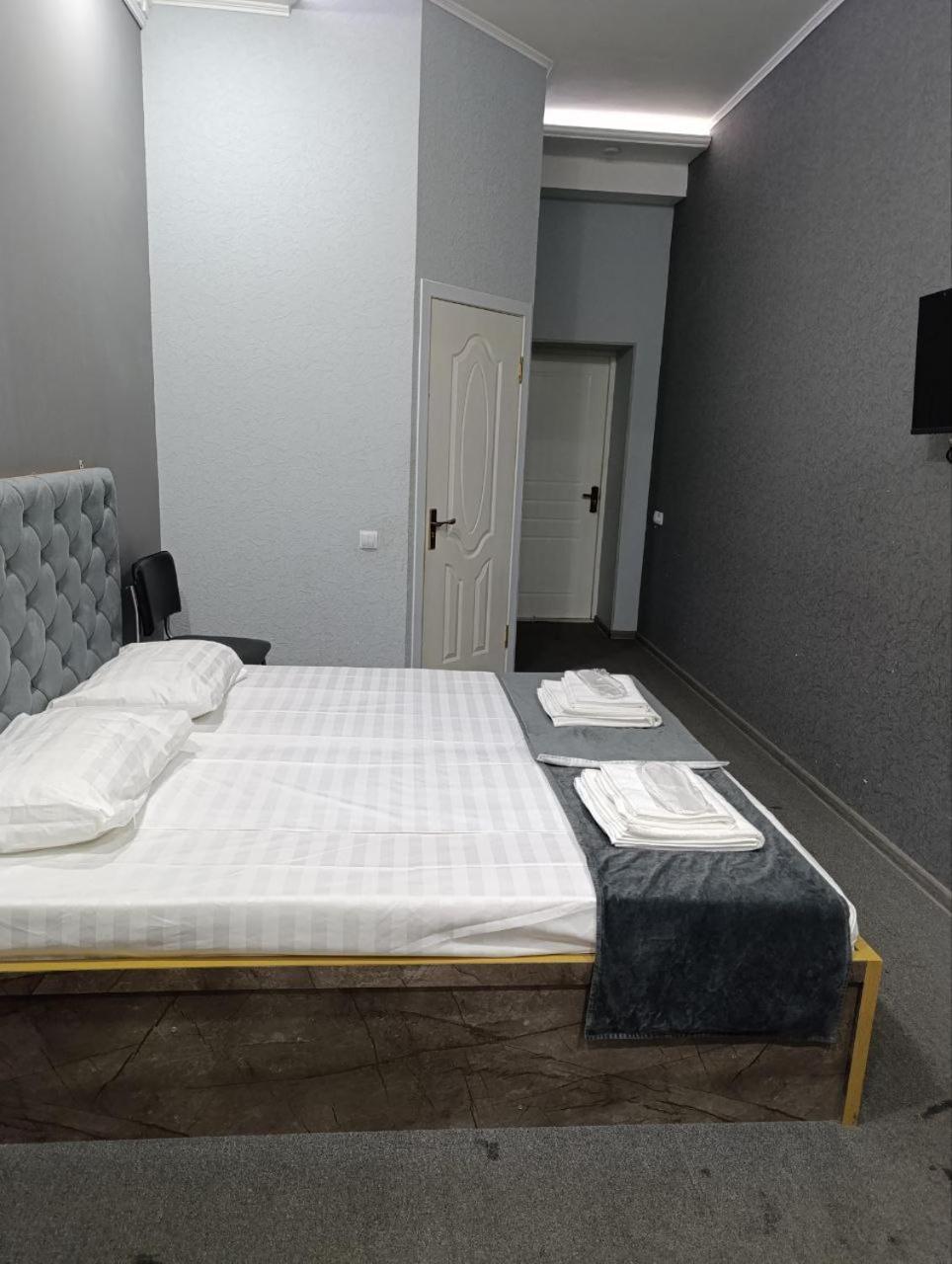 The Art Hotel Tashkent Ngoại thất bức ảnh